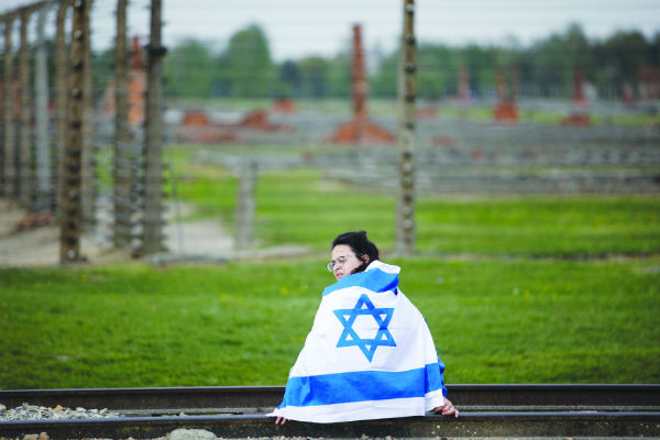 שני מיליון דולר למאבק באנטישמיות